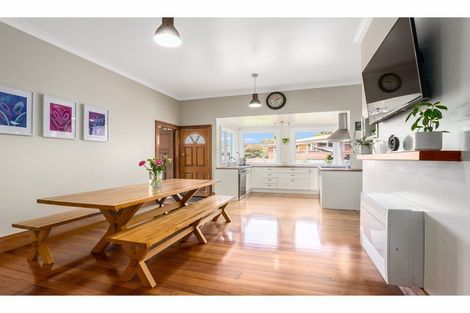 Photo of property in 2 Puriri Street, Woburn, Lower Hutt, 5010