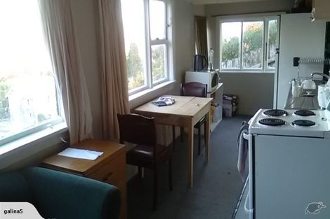 Photo of property in 74 Heriot Row, North Dunedin, Dunedin, 9016