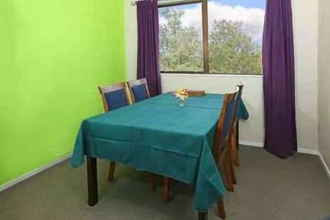 Photo of property in 20 Rehia Road, Massey, Auckland, 0614