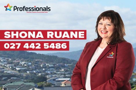 Photo of property in 35 Harbour View Road, Harbour View, Lower Hutt, 5010
