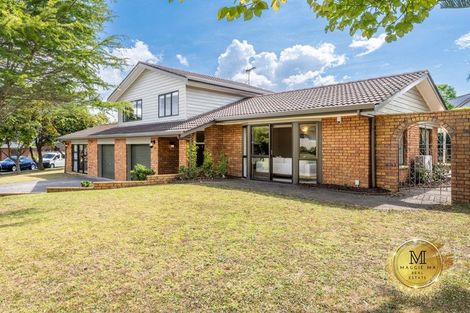 Photo of property in 19 Cornelian Crescent, Half Moon Bay, Auckland, 2012