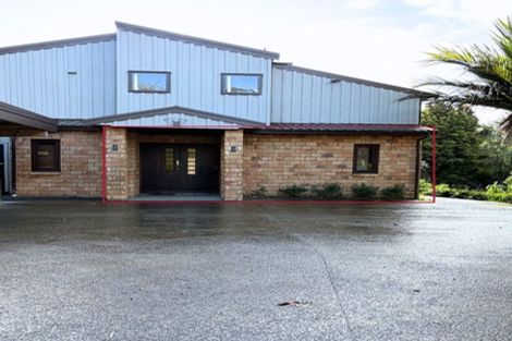 Photo of property in 135 Taiapa Road, Muriwai, Waimauku, 0881