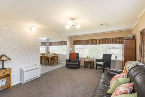 Photo of property in 10 Kennedy Avenue, Feilding, 4702