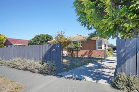 Photo of property in 52 Inwoods Road, Parklands, Christchurch, 8083