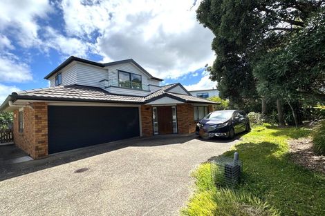 Photo of property in 7 Lone Tree Avenue, Te Atatu Peninsula, Auckland, 0610