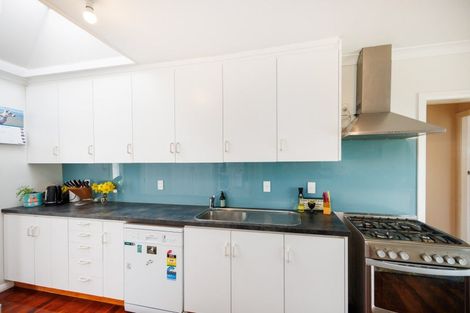 Photo of property in 50 Sheffield Street, Awapuni, Palmerston North, 4412