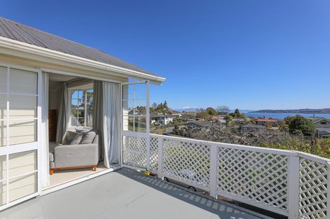 Photo of property in 20 Sunset Street, Hilltop, Taupo, 3330