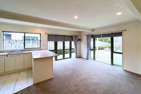 Photo of property in 151c Colwill Road, Massey, Auckland, 0614