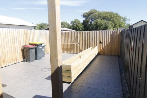 Photo of property in 104 Bowhill Road, New Brighton, Christchurch, 8083