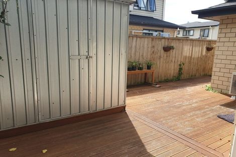 Photo of property in 14 Nandi Lane, Ranui, Auckland, 0612