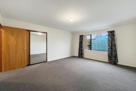 Photo of property in 2/53 Mcfaddens Road, St Albans, Christchurch, 8052
