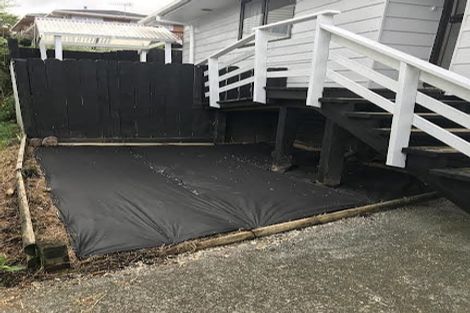 Photo of property in 2/23 Camelot Place, Glenfield, Auckland, 0629
