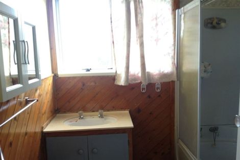 Photo of property in 2/14 Dalmatia Place, Henderson, Auckland, 0612