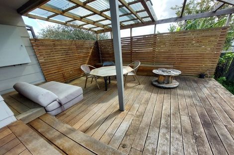 Photo of property in 2/24 Lancaster Road, Beach Haven, Auckland, 0626
