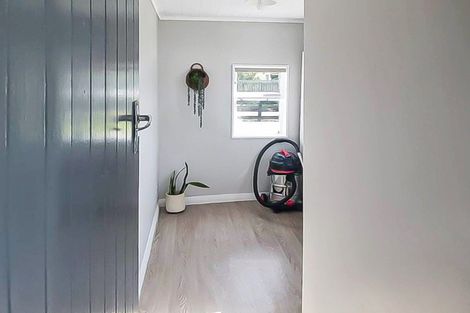 Photo of property in 10 Rira Street, Marton, 4710