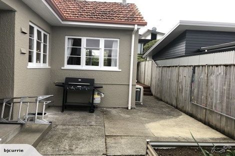 Photo of property in 299 Fitzherbert Avenue, West End, Palmerston North, 4410