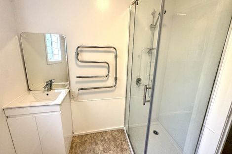 Photo of property in 4/2 Routley Drive, Glen Eden, Auckland, 0602