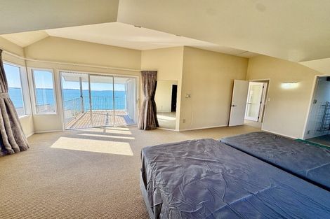 Photo of property in 2 Cliff Road, Torbay, Auckland, 0630