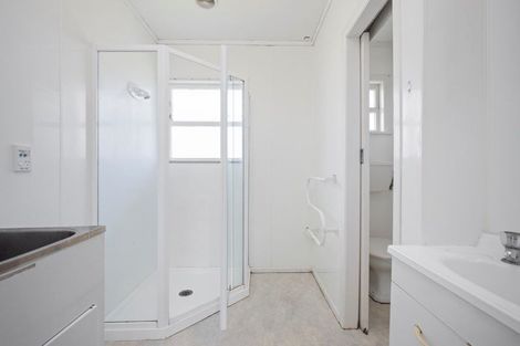 Photo of property in 9 Landscape Road, Pukekohe, 2120