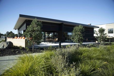 Photo of property in 6 Pepene Avenue, Takanini, 2112