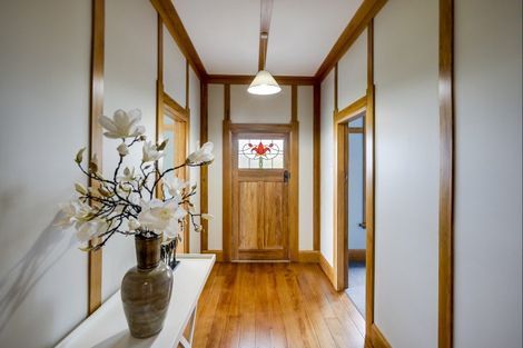 Photo of property in 137 Swamp Road, Fernhill, Napier, 4183