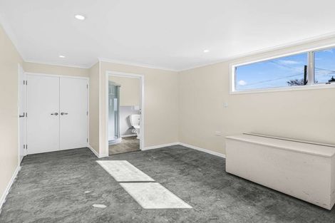 Photo of property in 8 Ormond Street, Woodville, 4920