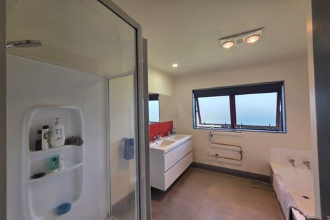 Photo of property in 16 Romana Crescent, Papamoa Beach, Papamoa, 3118