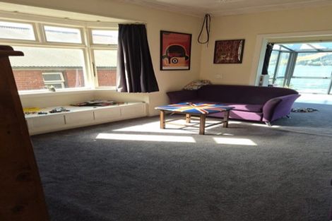 Photo of property in 225 Ravensbourne Road, Ravensbourne, Dunedin, 9022