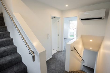 Photo of property in 1/182 Cambridge Terrace, Fairfield, Lower Hutt, 5011