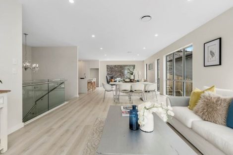 Photo of property in 98 Godfrey Drive, Orewa, 0931