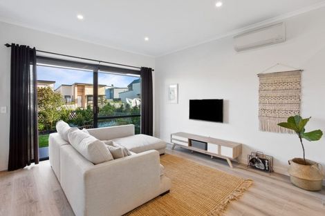 Photo of property in 7 Grey Warbler Road, Hobsonville, Auckland, 0616