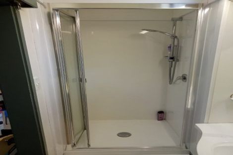 Photo of property in 22 Lastel Place, Shelly Park, Auckland, 2014