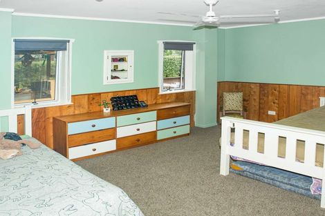 Photo of property in 123b Colombo Road, Waiuku, 2123