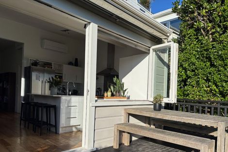 Photo of property in 92 Coromandel Street, Newtown, Wellington, 6021