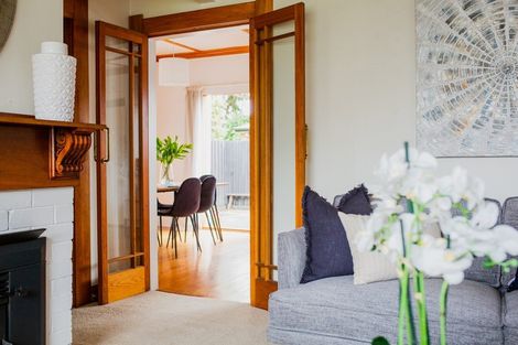 Photo of property in 8 Bowen Street, Cambridge, 3434