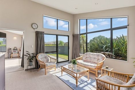 Photo of property in 2 Cadastral Court, Paraparaumu, 5032