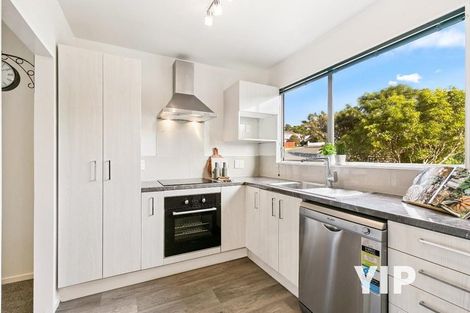 Photo of property in 15b Caesars Place, Churton Park, Wellington, 6037