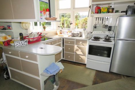 Photo of property in 21 Grey Road, Reefton, 7830