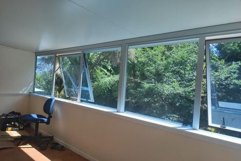 Photo of property in 2/19 Capilano Place, Glenfield, Auckland, 0629