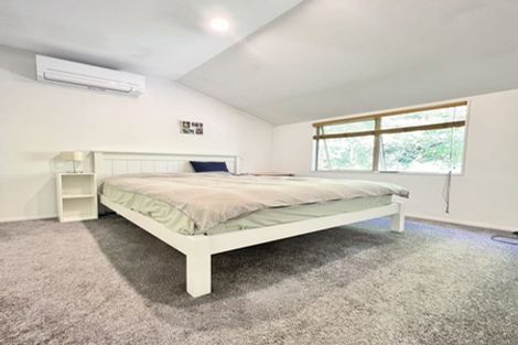 Photo of property in 1/114 Seaview Road, Glenfield, Auckland, 0629