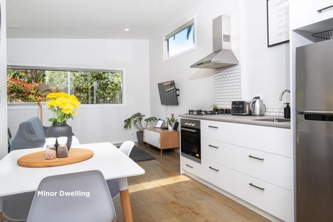 Photo of property in 24a Cambridge Road, Riverhead, 0820