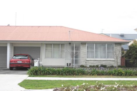 Photo of property in 2/403 Lyndon Road West, Hastings, 4122
