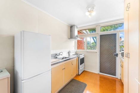 Photo of property in 76a Lake Road, Narrow Neck, Auckland, 0624