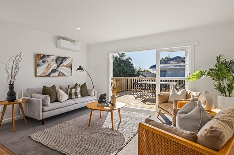 Photo of property in 17b Hamurana Place, Te Atatu Peninsula, Auckland, 0610