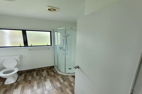 Photo of property in 1/100 Birkdale Road, Birkdale, Auckland, 0626