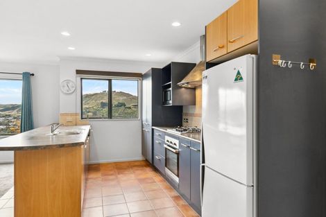 Photo of property in 5a Bishops Glen, Tawa, Wellington, 5028