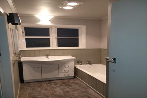 Photo of property in 36 Gibbons Street, Upper Hutt Central, Upper Hutt, 5018