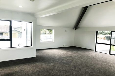 Photo of property in 10b Gifford Road, Papatoetoe, Auckland, 2025