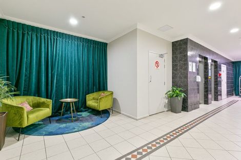 Photo of property in Atrium Towers, 1h/154 The Terrace, Wellington Central, Wellington, 6011