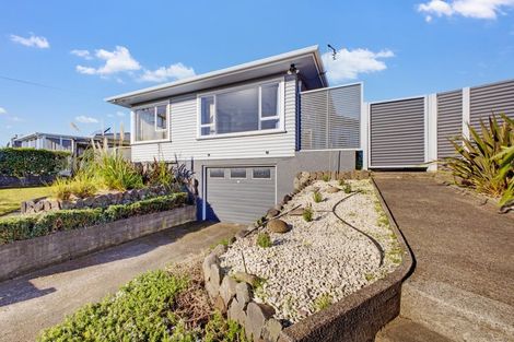 Photo of property in 191 Omata Road, Blagdon, New Plymouth, 4310
